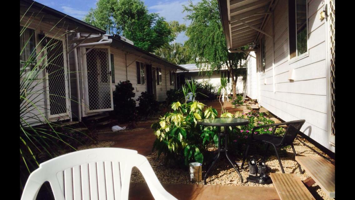 Mataranka Roadhouse Motel Exterior foto